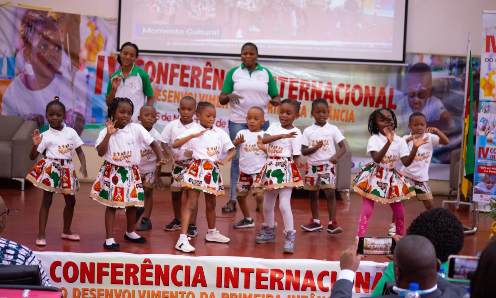 Universidade Pedagógica de Maputo junta Governo e Academia em debate sobre o Futuro das Crianças