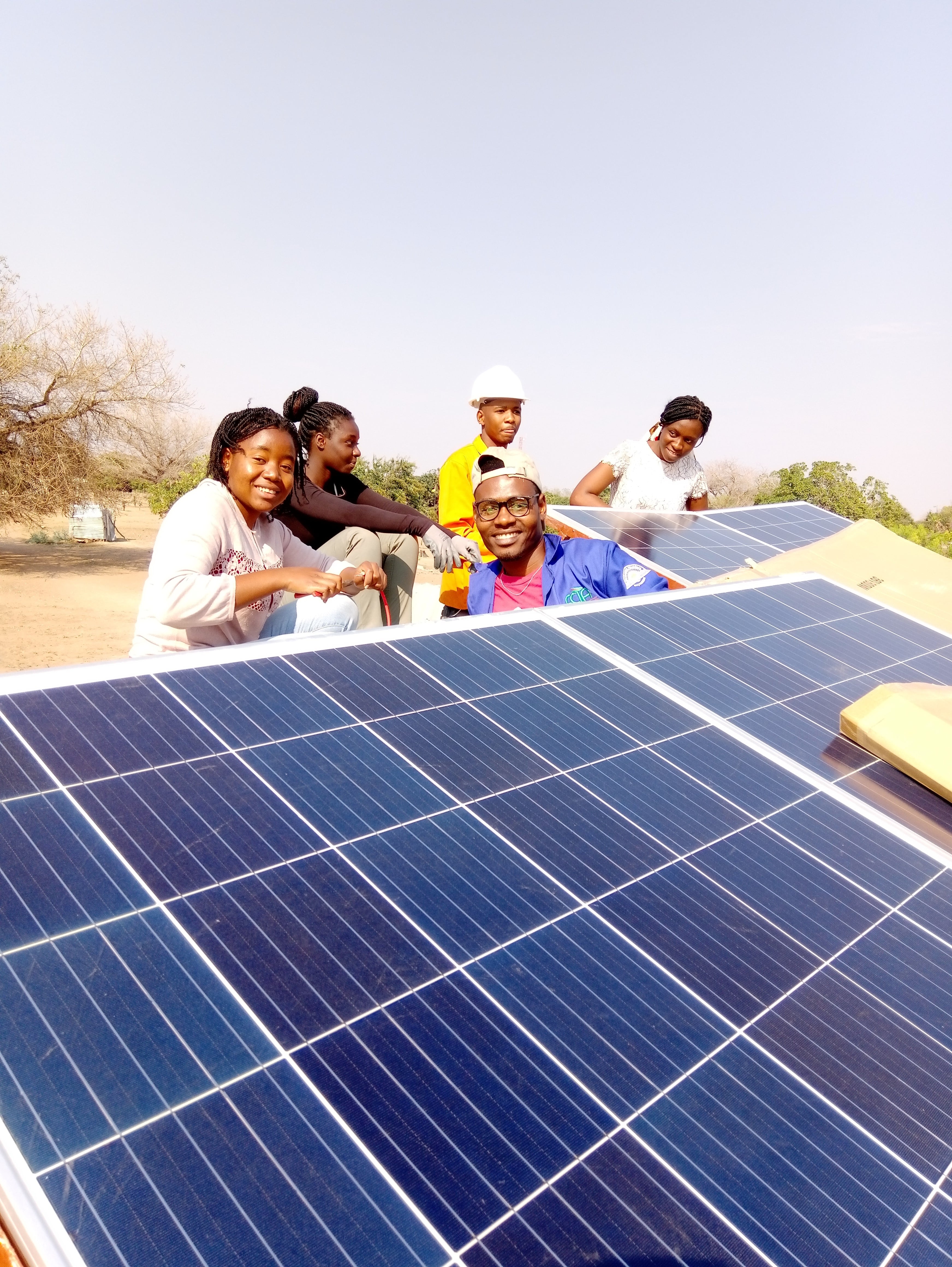 Estudantes a instalar